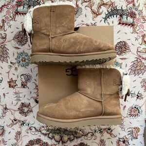 Women’s sz 9 Ugg boots